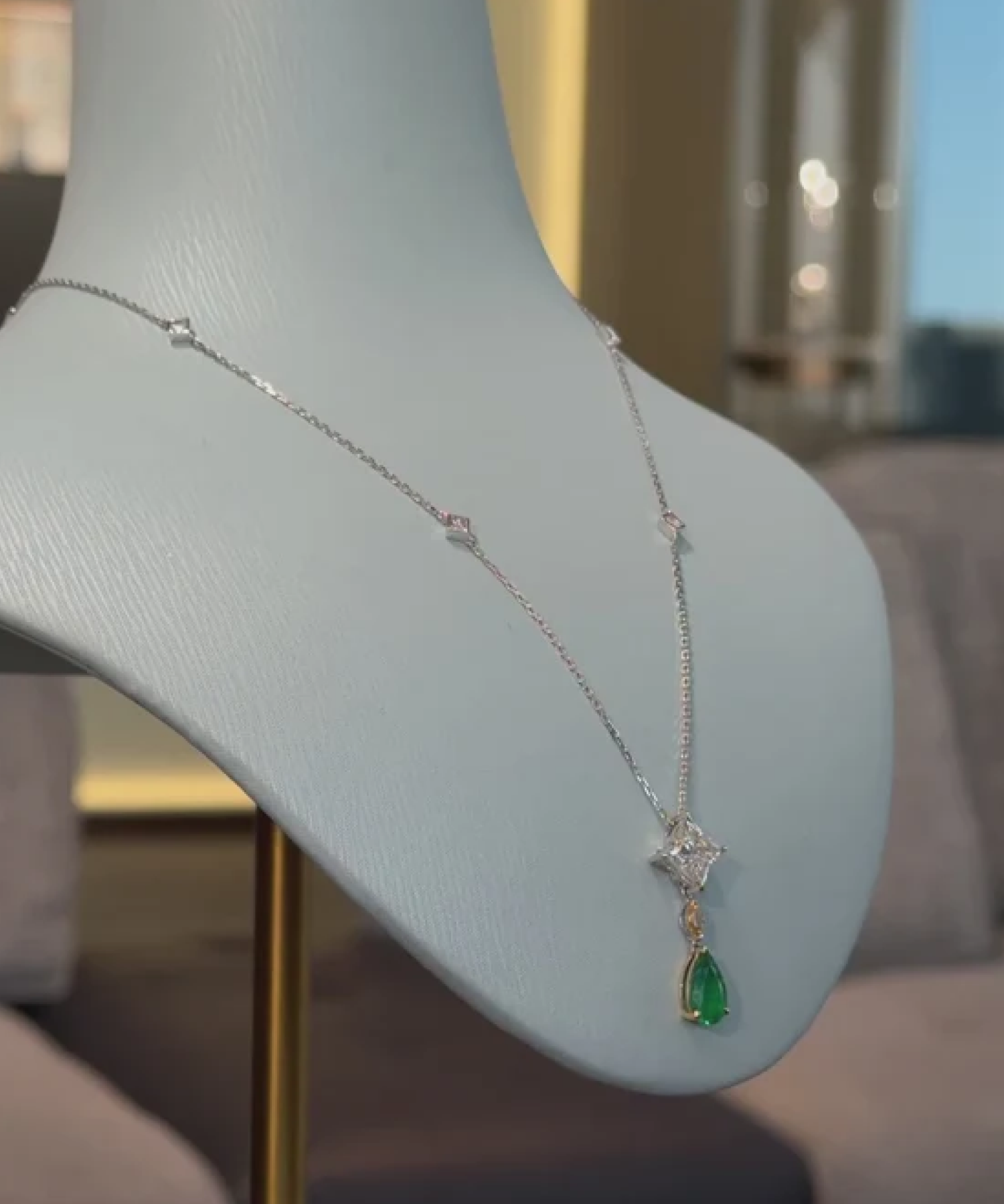 Verdant Star Necklace 2