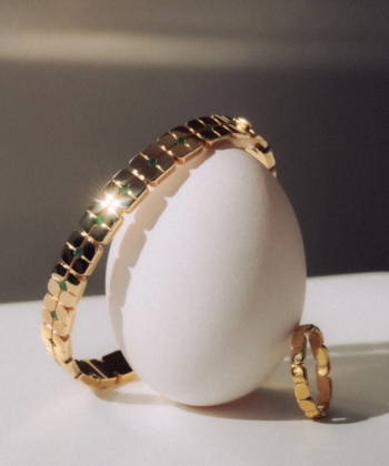 Petit Logograph Emerald Bangle